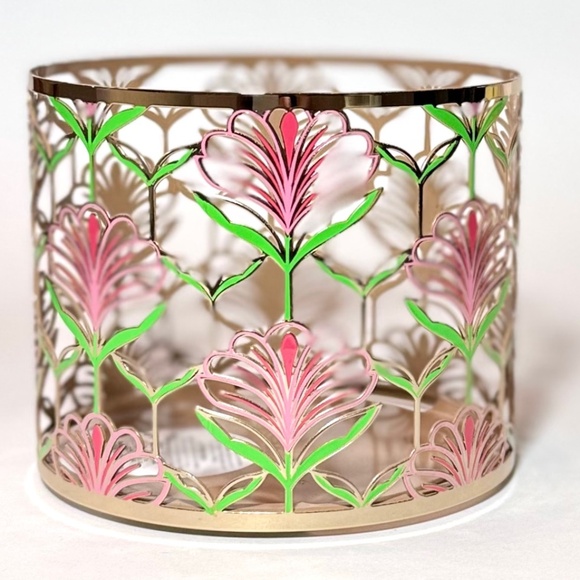 LOTUS FLOWER 3-Wick Candle Holder - Picture 1 of 5